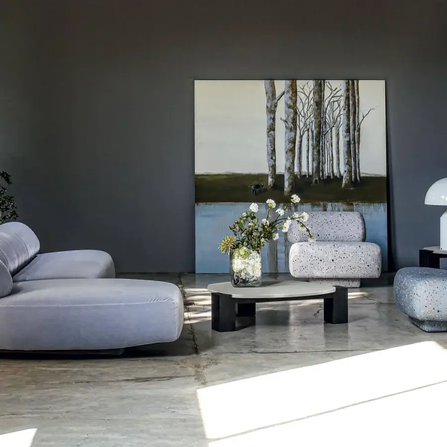 Exceptional Moroso Gogan sectional upholstered in light gray fabric with a matte finish and curved silhouette