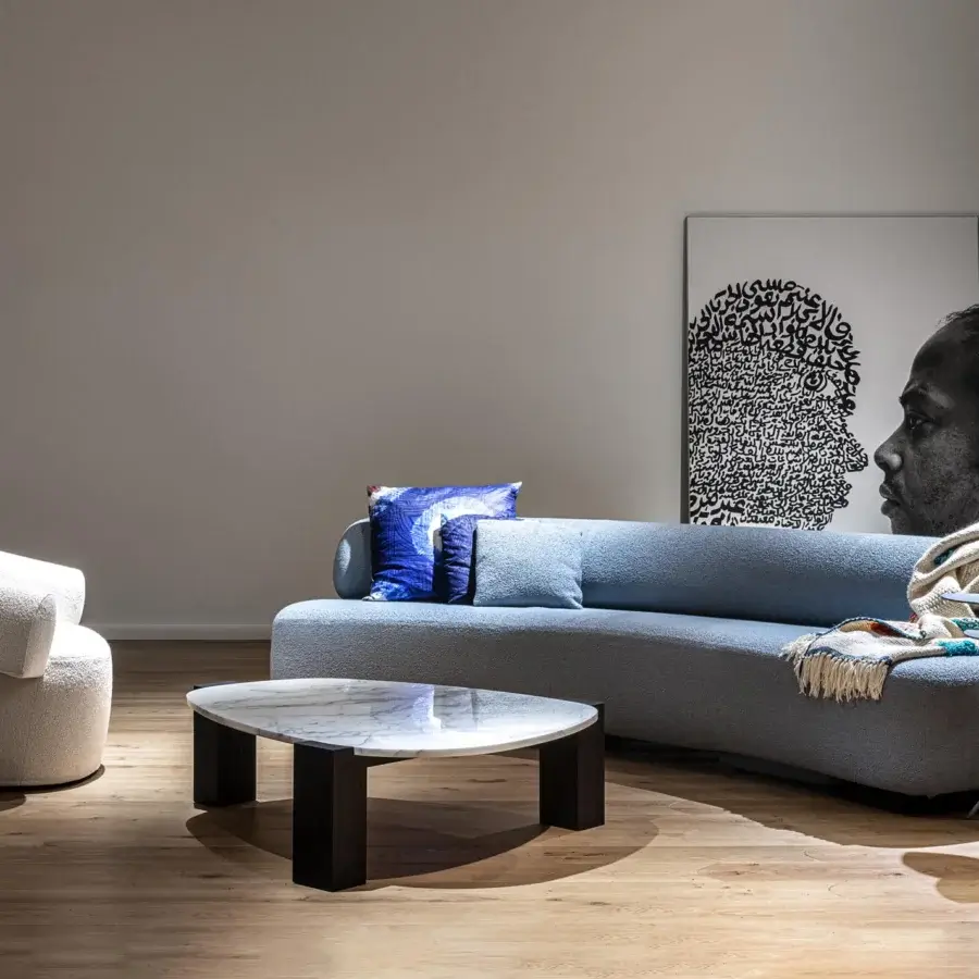 Exceptional Moroso Gogan coffee table with a polished white marble top and blocky wooden legs