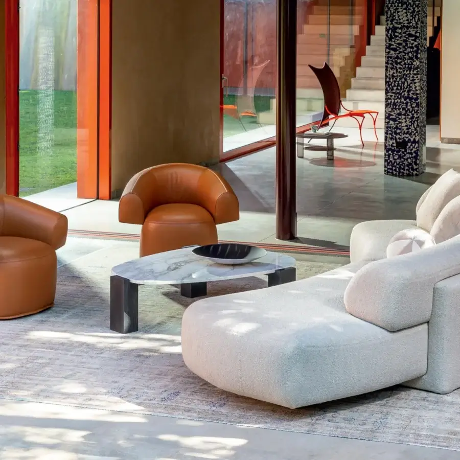 Exclusive Moroso Gogan coffee table with an organic oval silhouette in polished white and gray marble with a matte dark wood base