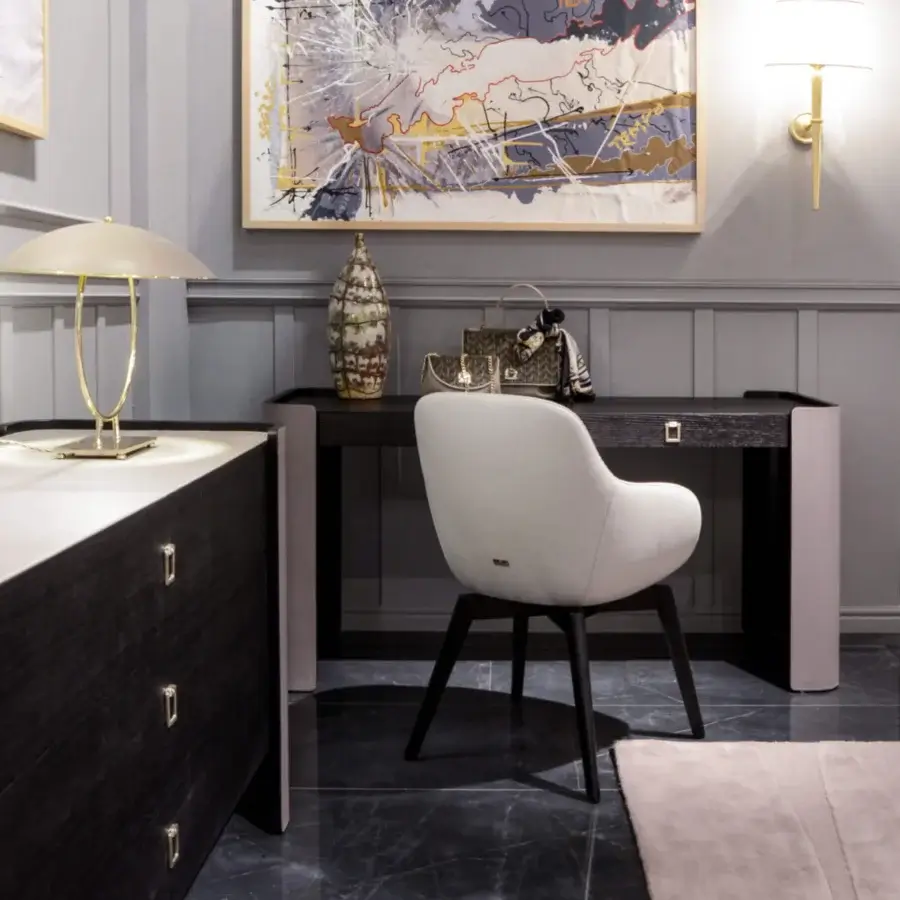Superior Formitalia Downtown console crafted in dark wood veneer with light leather sides and a clear glass shelf