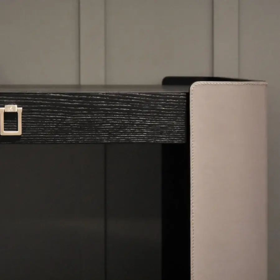 Distinguished Formitalia Downtown console built in dark wood veneer with light beige leather sides and a sleek glass shelf