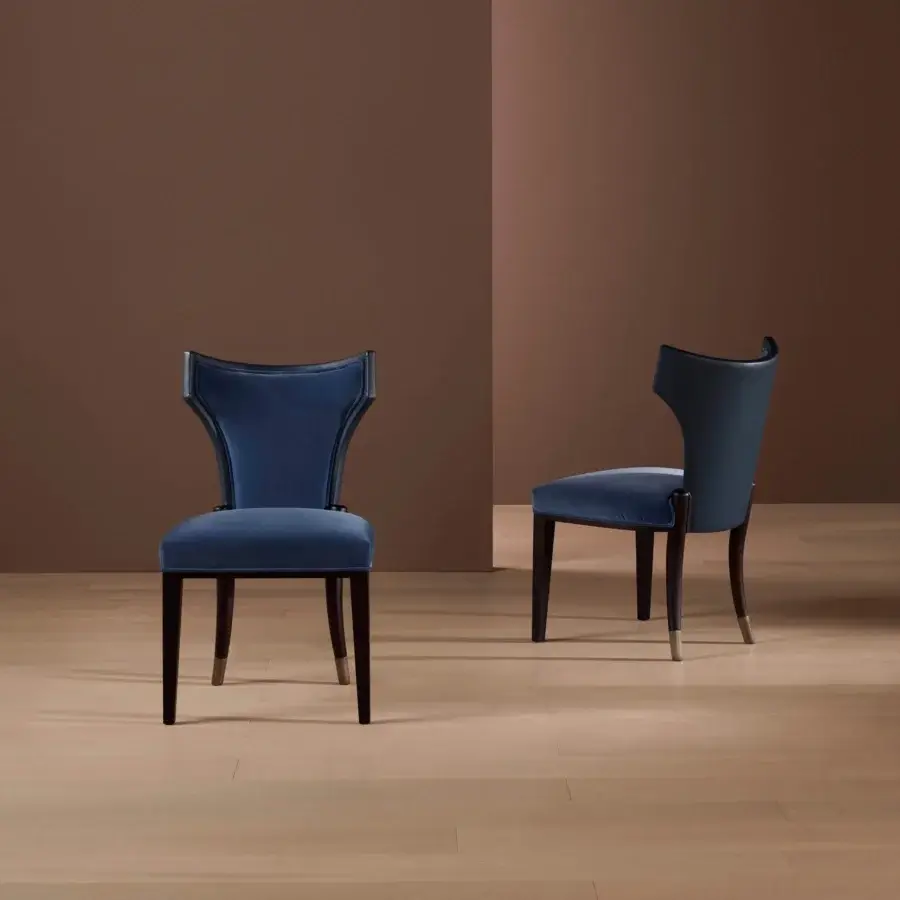 Superior Bellavista Angelina chair with curved multilayer poplar wood, deep blue velvet upholstery and dark-stained oak legs crafted in Italy