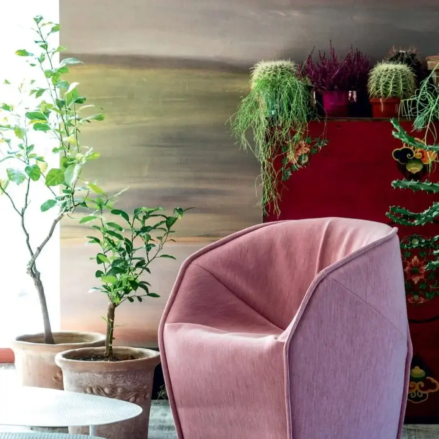 Exclusive Moroso M.a.s.s.a.s lounge chair with steel frame, removable fabric covers and matte muted pink textile finish