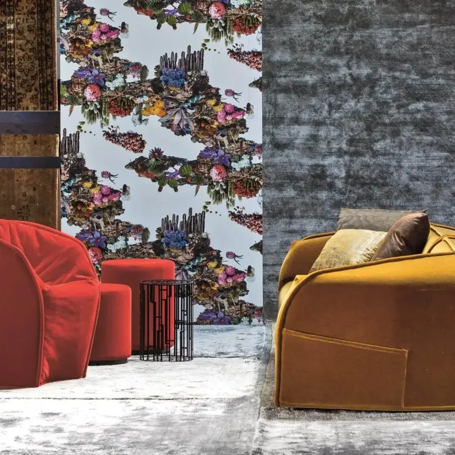 Exceptional Moroso M.a.s.s.a.s lounge chair crafted with a steel frame and vibrant red textile upholstery with meticulous stitching