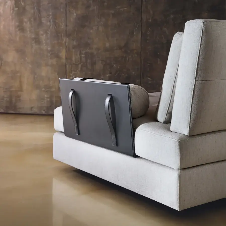 Distinguished Swan Italia Hemingway sectional with light beige woven textile and powder-coated metal feet crafted in Italy