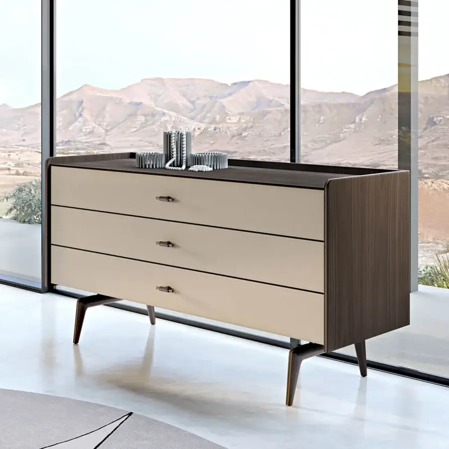 Superior Turri Blues dresser with walnut wood complemented by light beige drawer fronts and elegant metal details