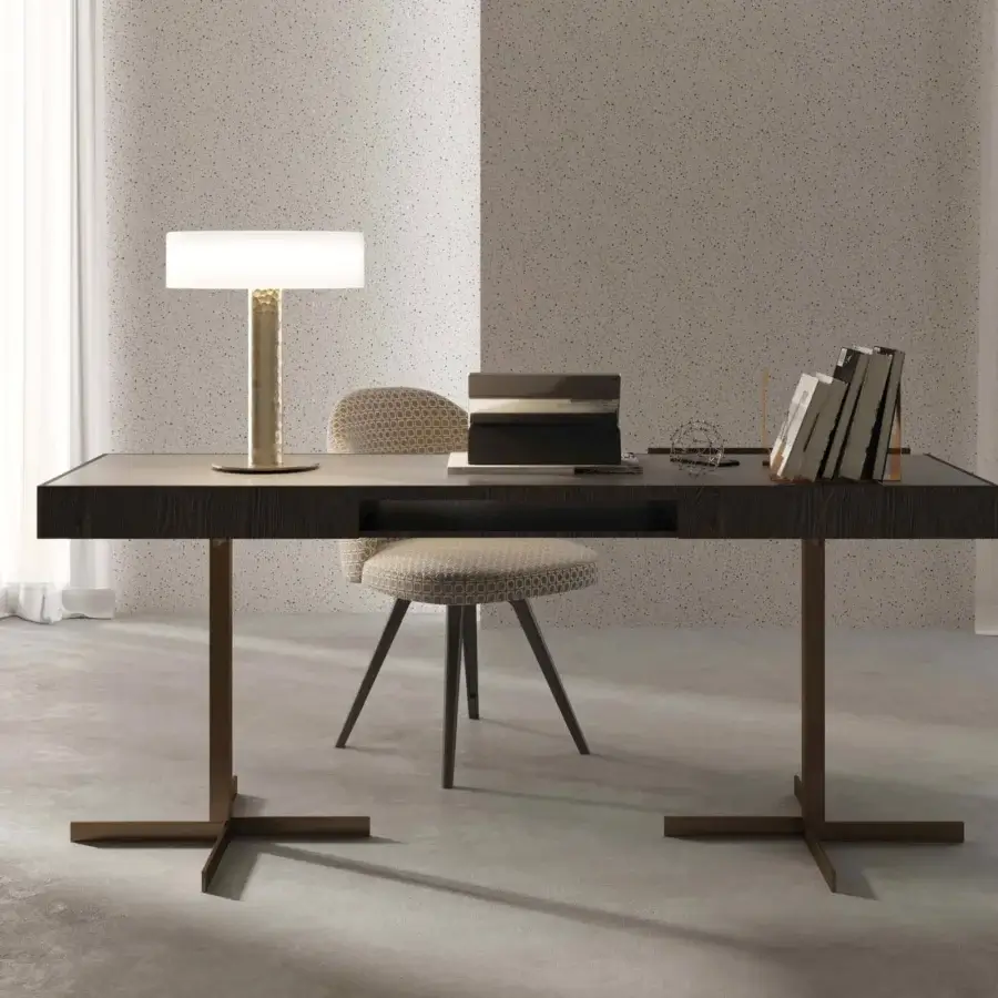 Exceptional Stillux Rock table lamp crafted with a hammered steel base and glossy white blown glass diffuser in brassy gold tone