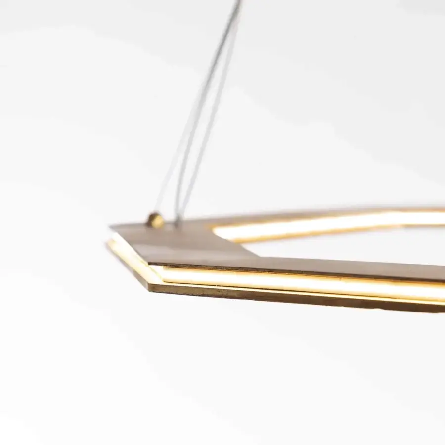Superior Stillux Otto suspension lamp with geometric elegance built from hammered metal in brass or gold tone