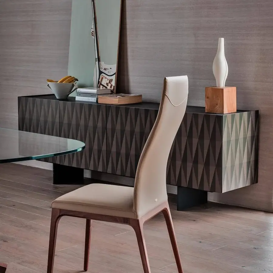 Exceptional Cattelan Italia Arcadia chair with light beige leather upholstery and reddish-brown stained beech base