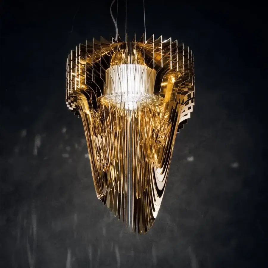 Lavish Slamp Aria suspension lamp crafted in Italy from Cristalflex® with shining gold powder finish