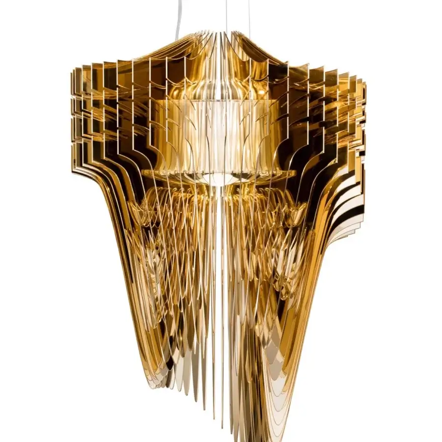 Superior Slamp Aria suspension lamp crafted in Cristalflex® with shining gold powder and glossy golden tone