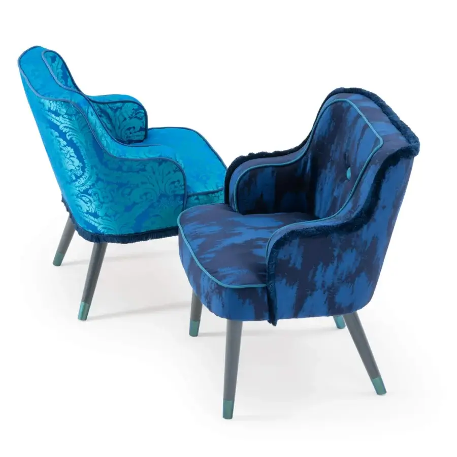 Lavish Turri Azul armchair upholstered in blue damask textile with glossy monochrome lacquered polyester legs