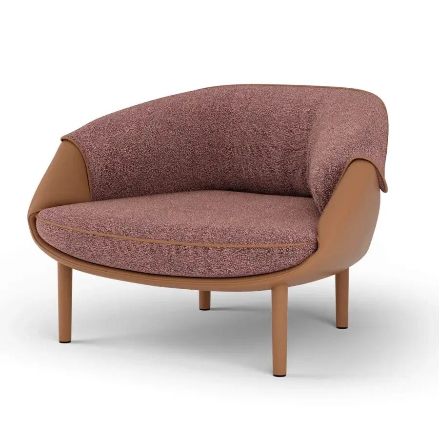 Exceptional Turri Riban lounge chair with pinkish-brown textile and light brown leather upholstery in a matte finish