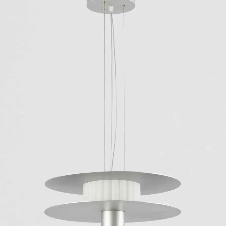 Elegant Stillux Overlay suspension lamp with smooth metal disks and matt white cylindrical channeled glass diffuser