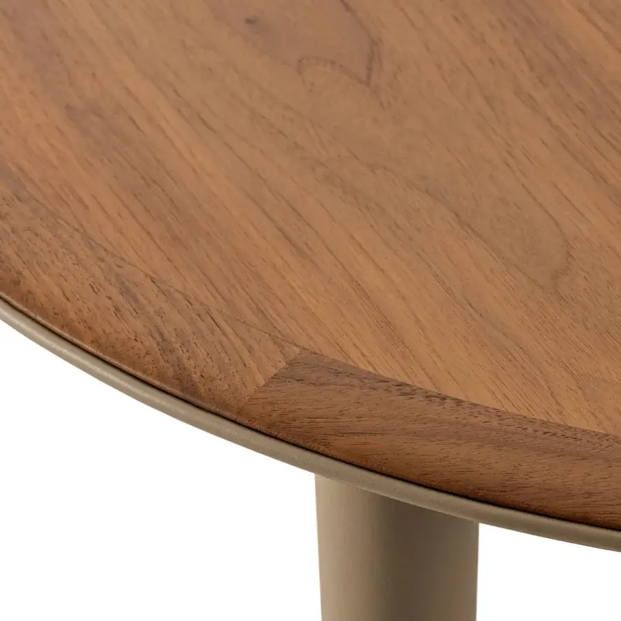 Exceptional Turri Riban coffee table with rounded form, warm brown wood and elegant leather piping detailing a smooth finish