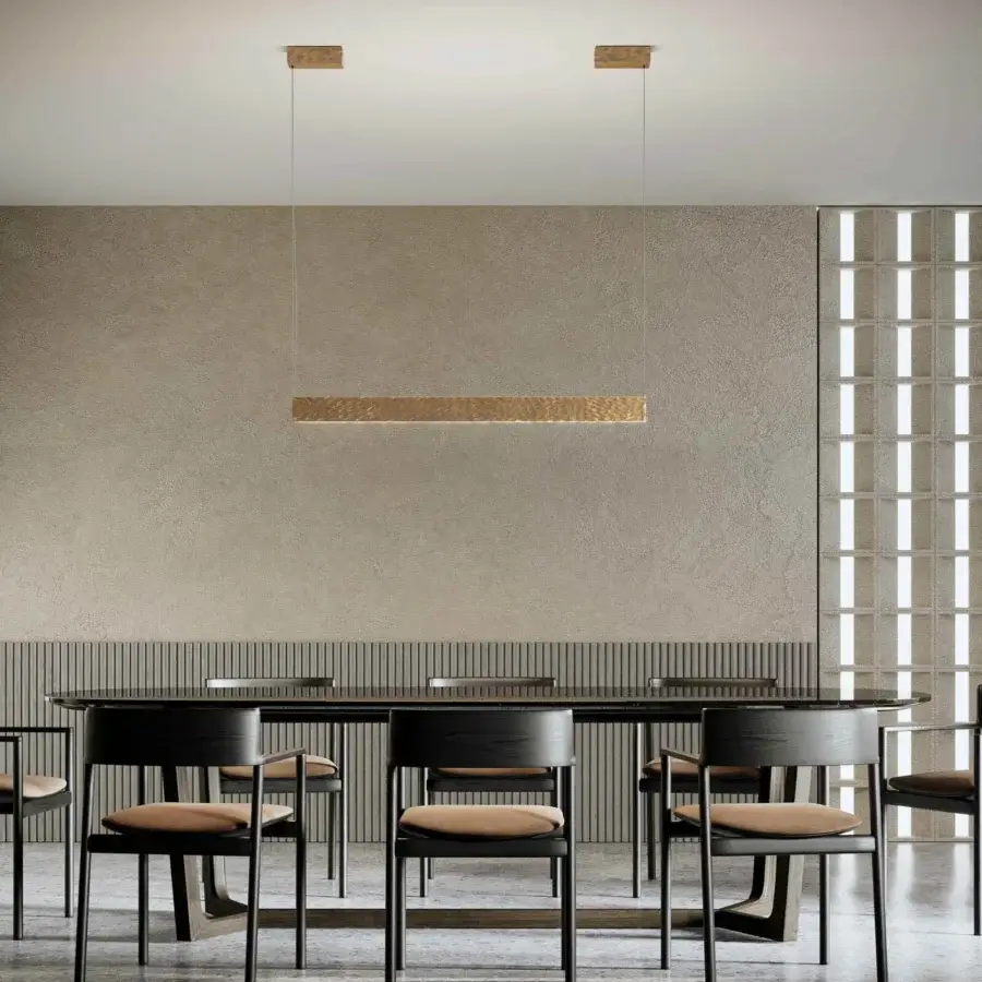 Exceptional Stillux Triad suspension lamp with a hammered metal bar and strip LED lights crafted in golden textured finish