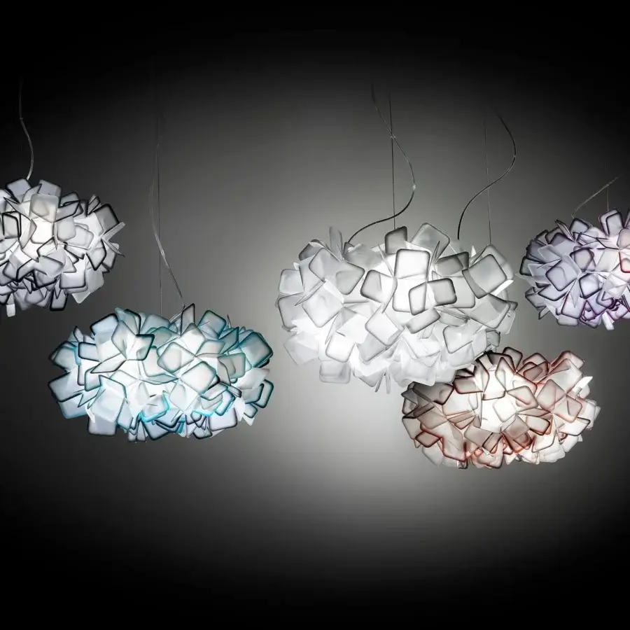 Exceptional Slamp Clizia suspension lamp handcrafted in Italy with a purple gradient and irregular Opalflex® weave