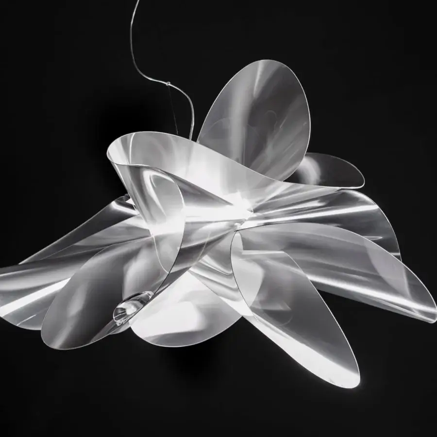 Distinguished Slamp Étoile suspension lamp exhibiting a flower-like form crafted in light silver Lentiflex® with a glossy finish