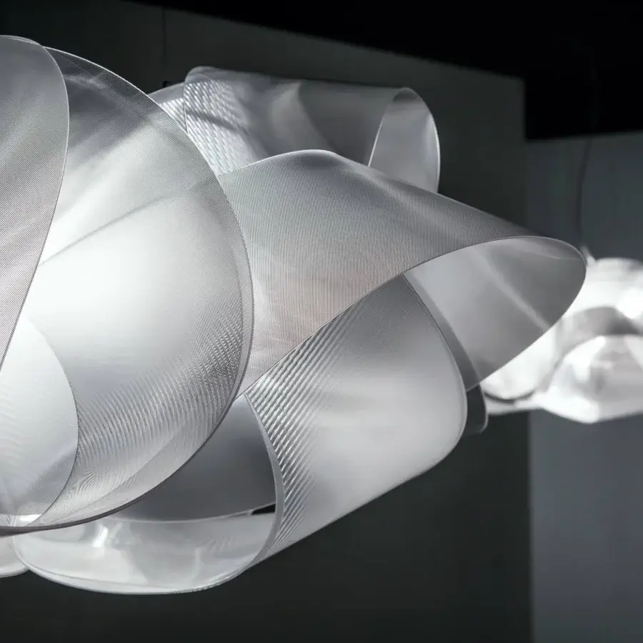 Superior Slamp Fabula suspension lamp crafted in iridescent Lentiflex® with a glossy white finish