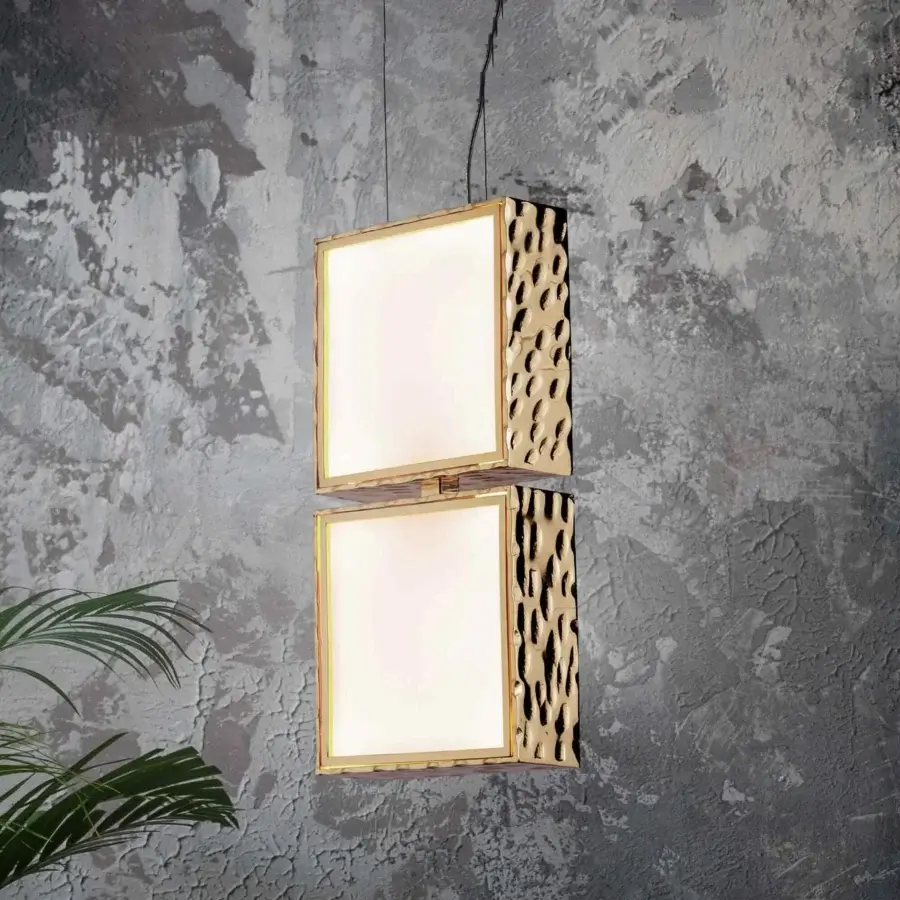 Superior Stillux Square suspension lamp with a hammered golden metal frame and square white glass diffusers crafted in Italy