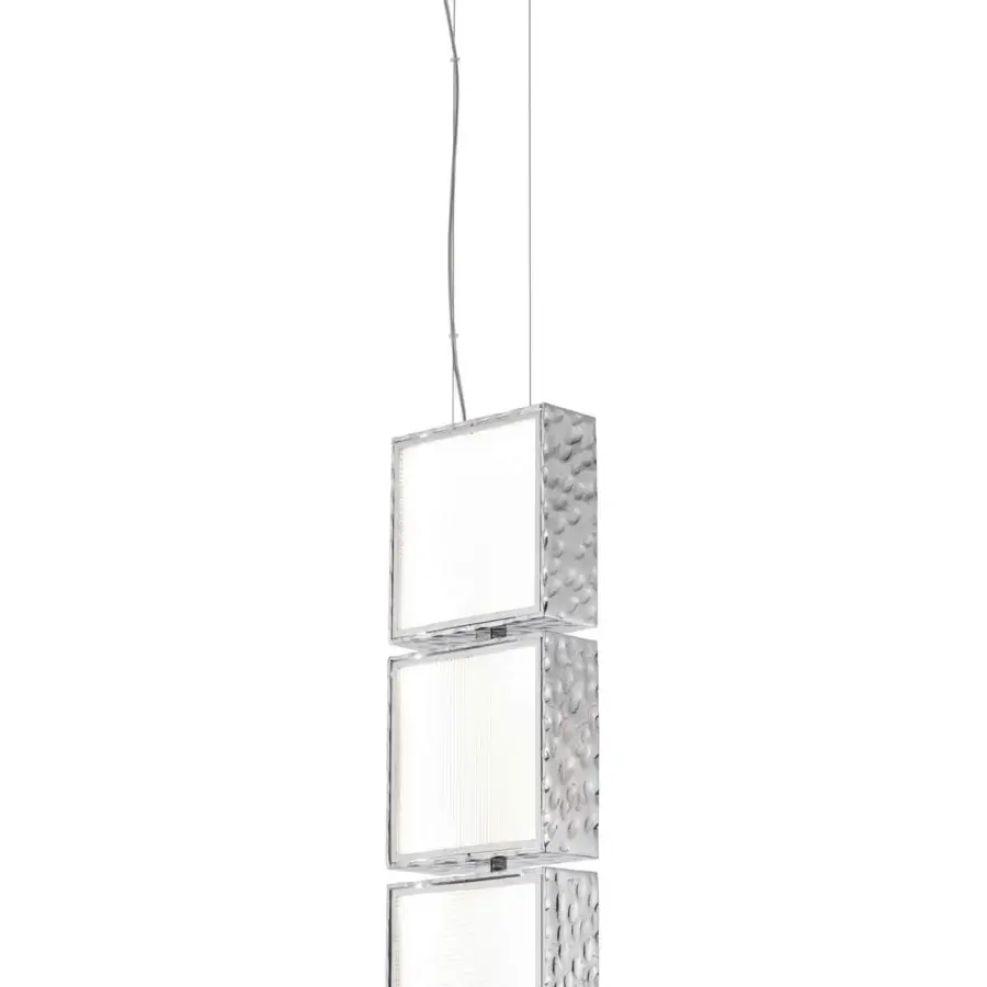 Elegant Stillux Square suspension lamp with a glossy silver hammered metal frame and striated white glass diffusers