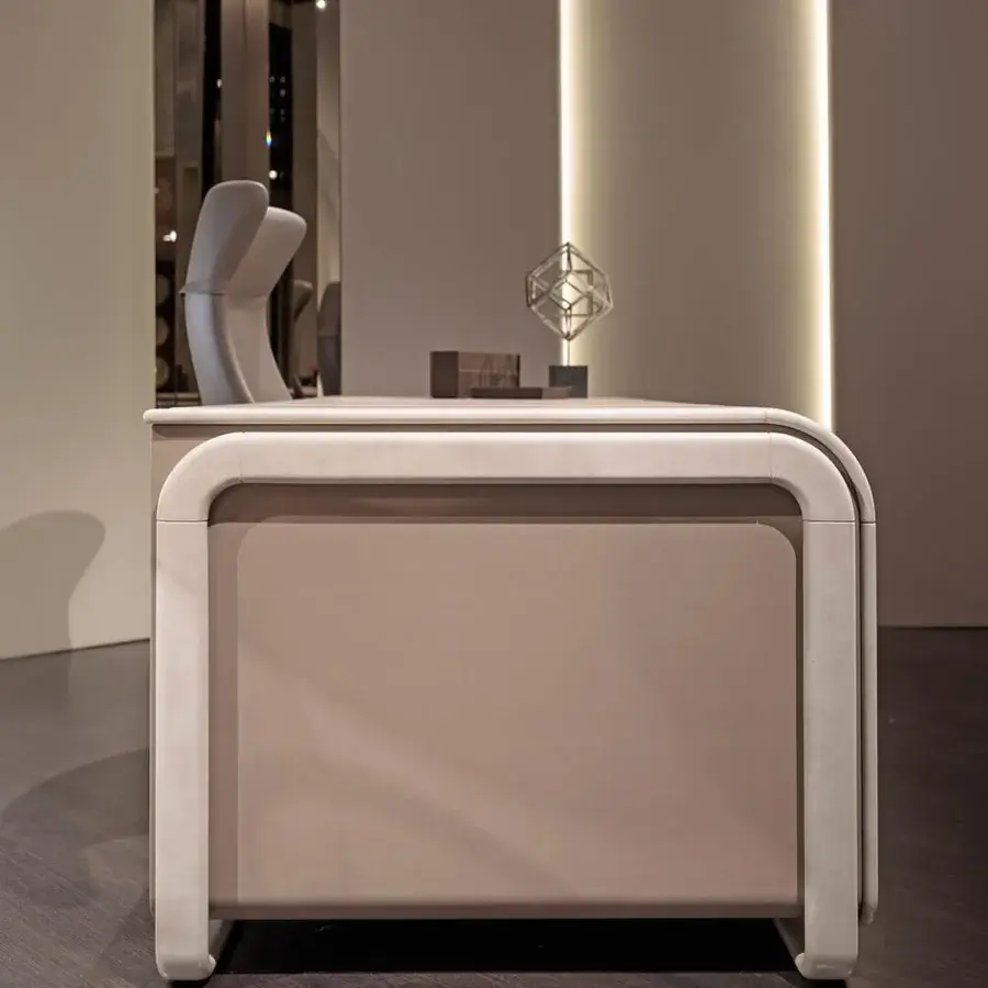 Exceptional Turri Eclipse desk with sinuous shapes, cream wood and beige synthetic material, glossy lacquered finish