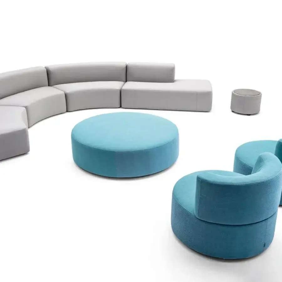 Exceptional Varaschin Belt sectional crafted with okumé wood and light gray textile upholstery in a matte finish