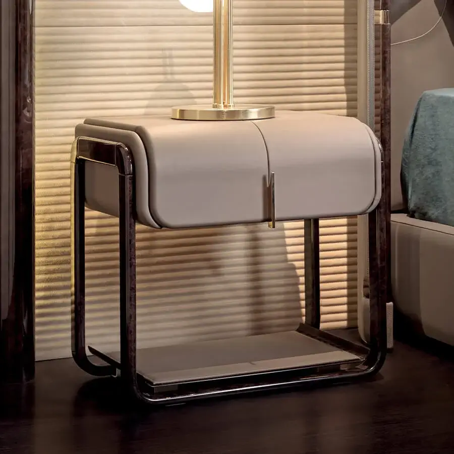 Exclusive Turri Eclipse nightstand with rounded shapes, light gray leather and glossy lacquered wood finish
