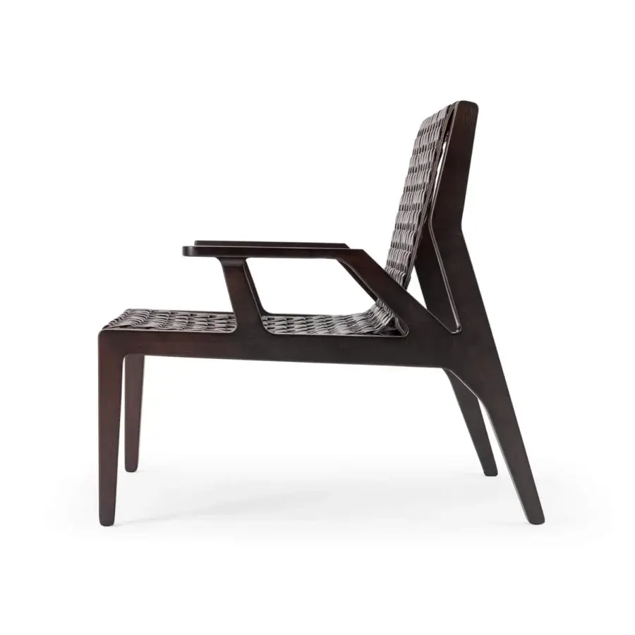 Superior Turri Net Lounge Chair with woven saddle leather in dark brown and walnut wood structure