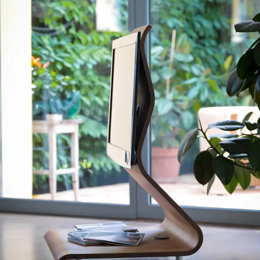 Distinctive Horm Cobra TV stand crafted with curved hand-polished plywood and integrated mood lighting for a modern viewing experience