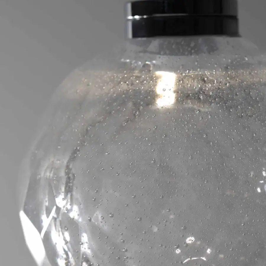 Exceptional Stillux The Light suspension lamp with a chrome metal frame and transparent faceted Certified Lead Crystal diffuser