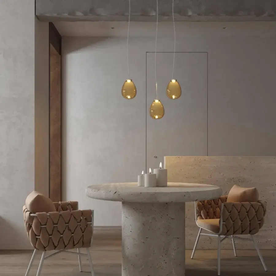 Exceptional Stillux The Light suspension lamp with chrome metal and transparent amber certified lead crystal diffuser