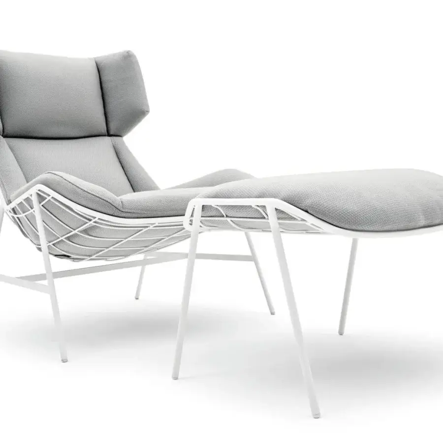 Innovative Varaschin Summer Set Bergere lounge chair with gray textile cushions and white powder-coated metal net structure