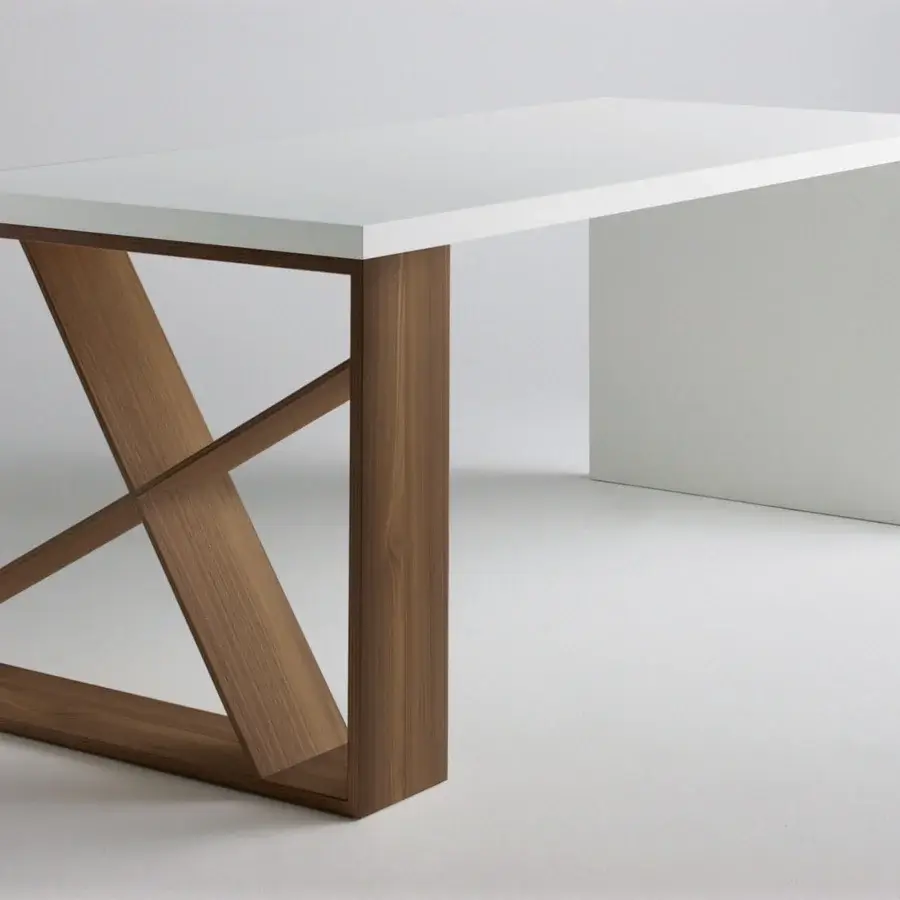 Superior Horm J-Table desk with white laminate veneered MDF top and medium brown solid wood leg crafted in Italy
