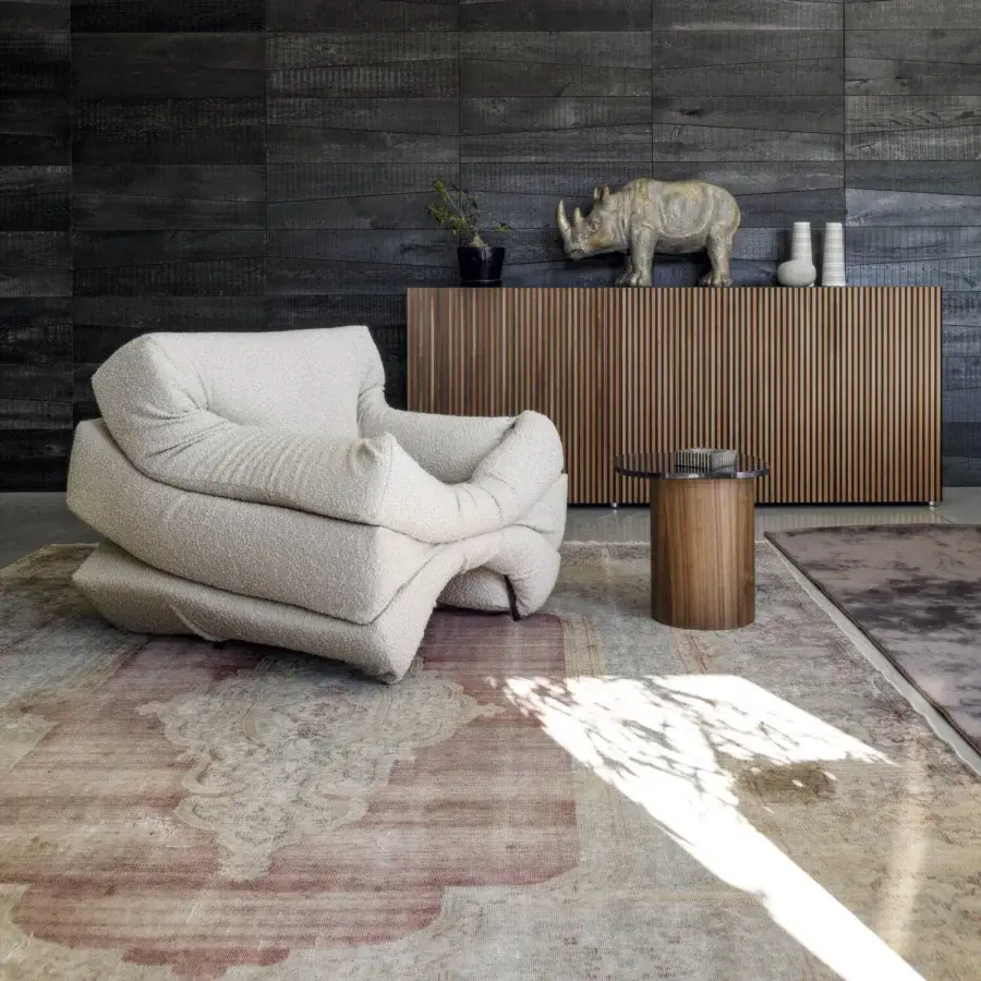 Superior Horm Marina coffee table with cylindrical walnut legs and a premium marble top crafted in Italy