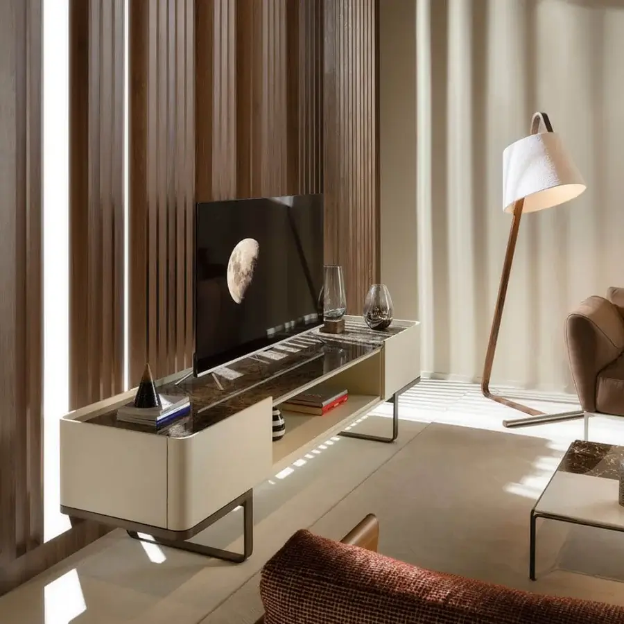 Elegant Horm Mayor sideboard with light beige lacquered MDF, dark metal frame, and premium marble top
