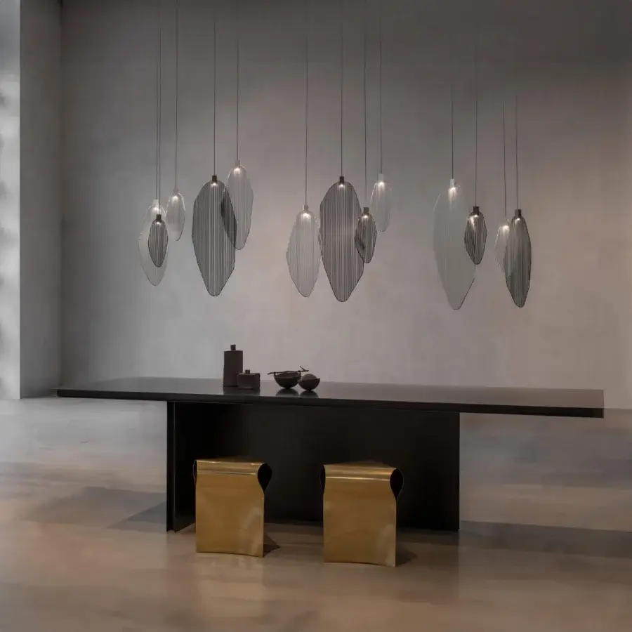 Superior Terzani Harpe suspension lamp crafted in metal with varying shades of gray and silver, exhibiting a satin finish