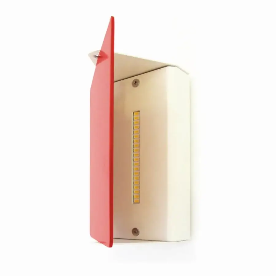 Distinguished Nemo Lighting Applique à Volet Pivotant wall lamp with white metal and adjustable red aluminum volet, exhibiting smooth finishes