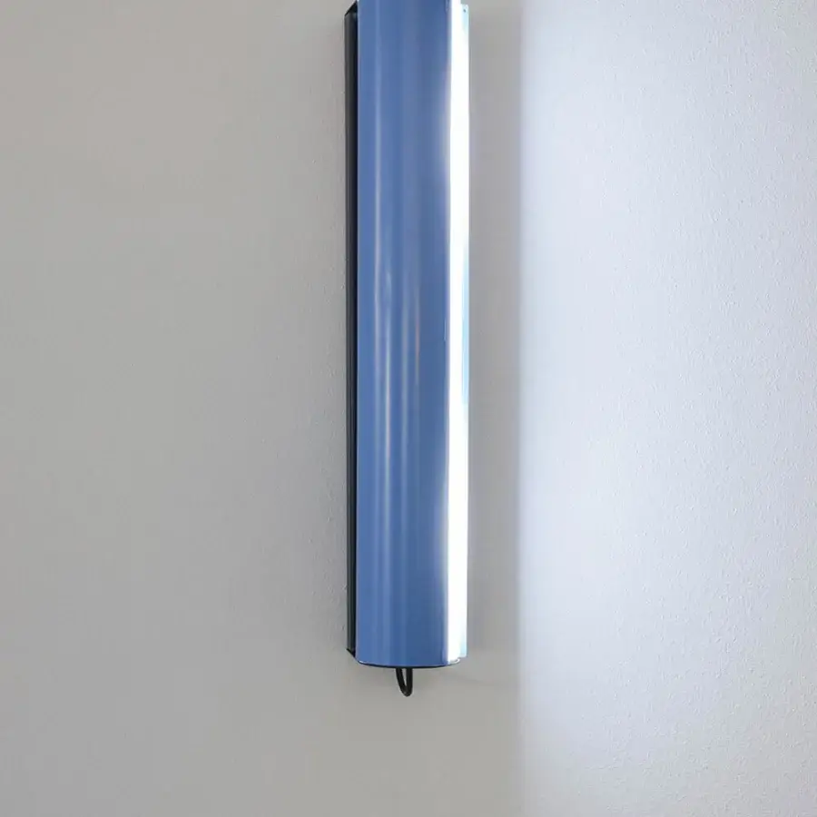Superior Nemo Lighting Applique Cylindrique Longue wall lamp in glossy light blue metal with black hardware