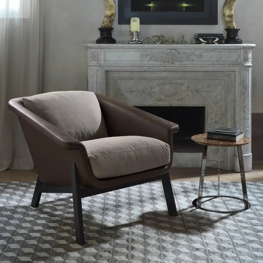 Exceptional Horm Sienna lounge chair with enveloping form upholstered in light brown fabric and dark brown matte wood frame