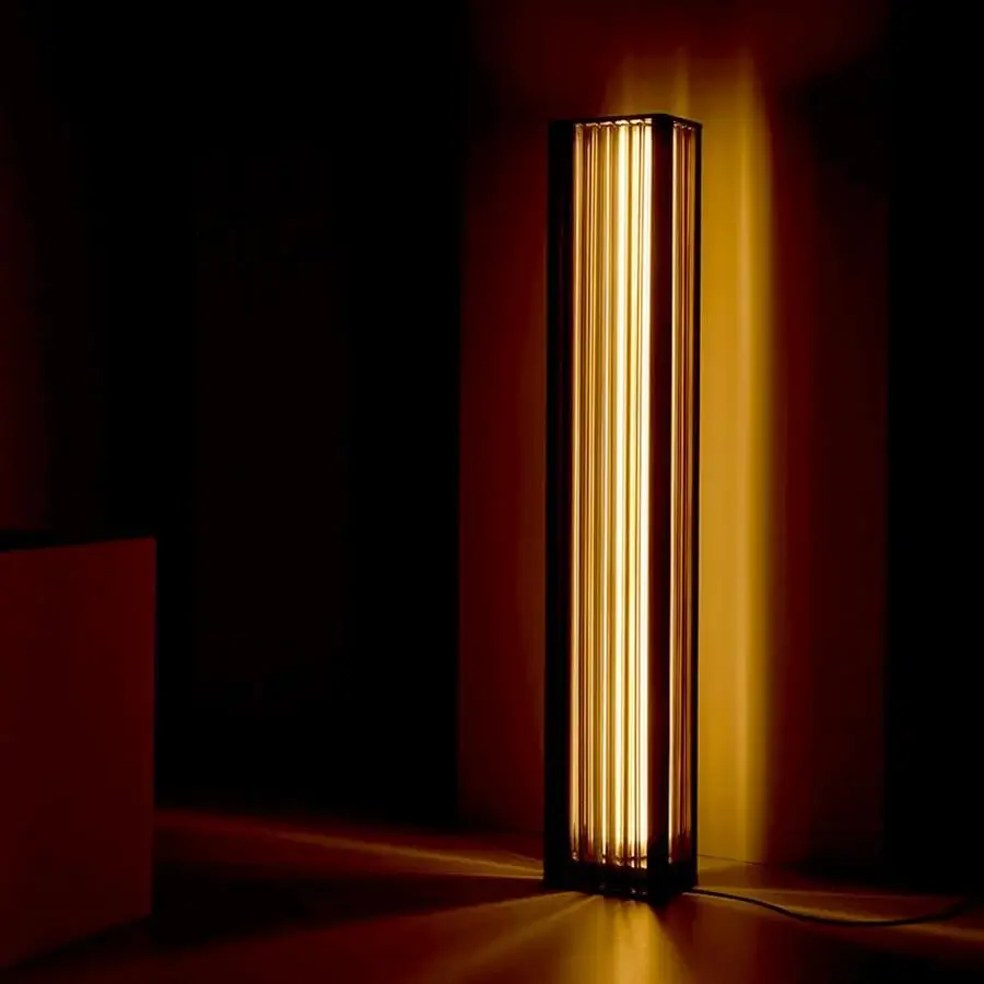 Exceptional VENICEM Numa floor lamp with dark burnished brass structure and crystal Murano blown glass trihedrons diffusers