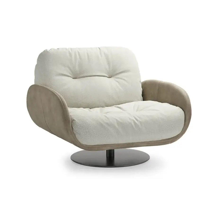 Distinguished Borzalino Ayton lounge chair with light beige textile cushions and muted tan leather, exhibiting lacquered metal feet