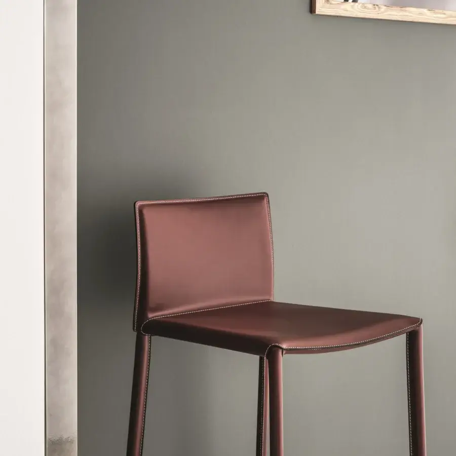 Superior Bontempi Linda stool fully upholstered in hide leather with matching stitching and smooth brown finish