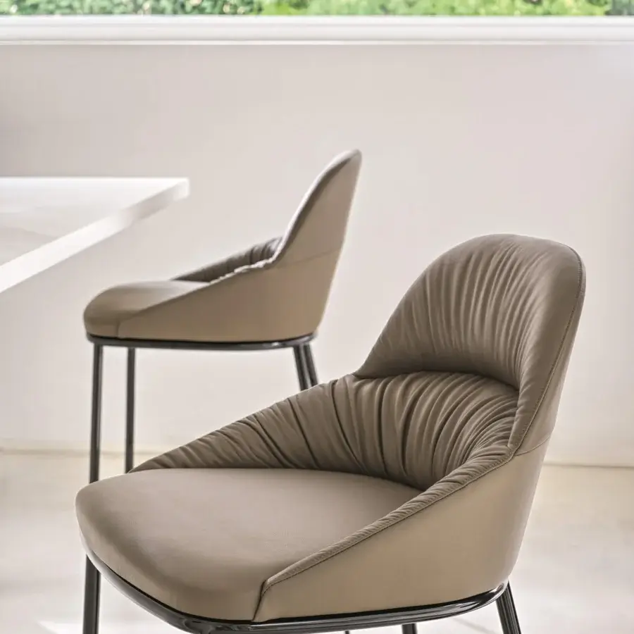Elegant Bontempi Queen bar stool with light brown subtly textured upholstery and sleek black metal frame