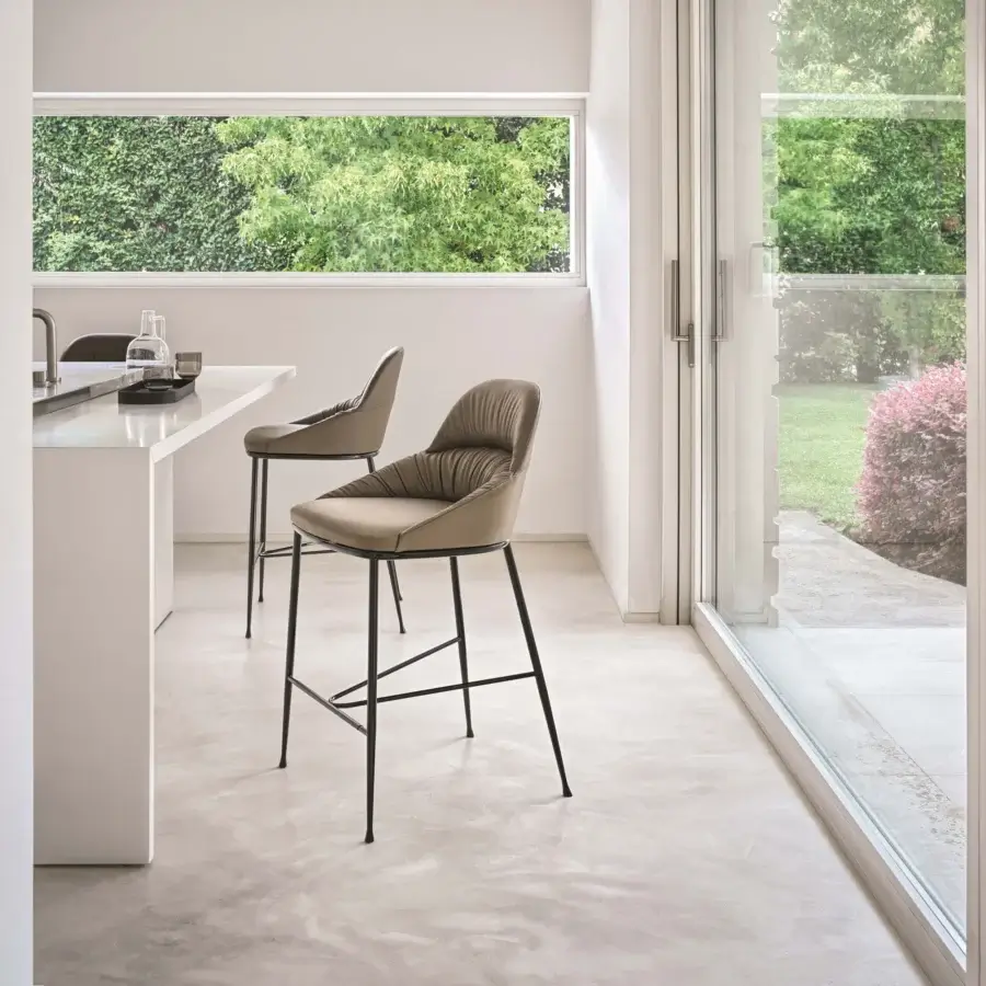 Superior Bontempi Queen stool with taupe textile and pleated back built with slender black metal legs