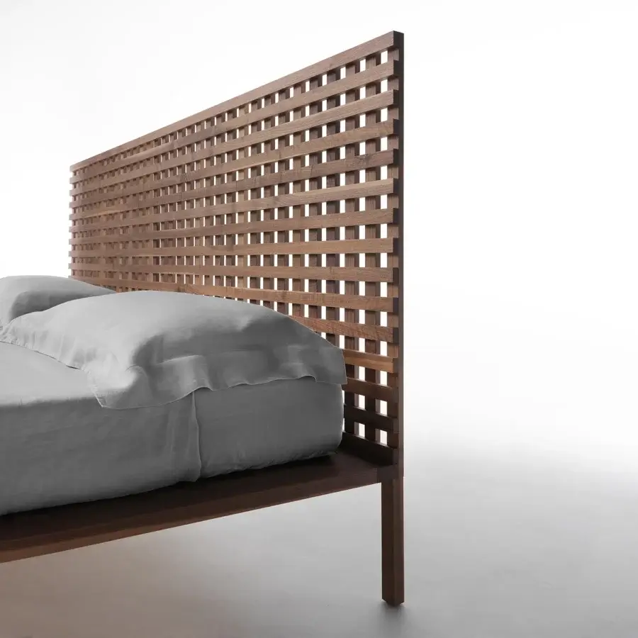 Superior Horm Twine bed crafted in solid wood with orthogonal slat headboard and medium-brown finish