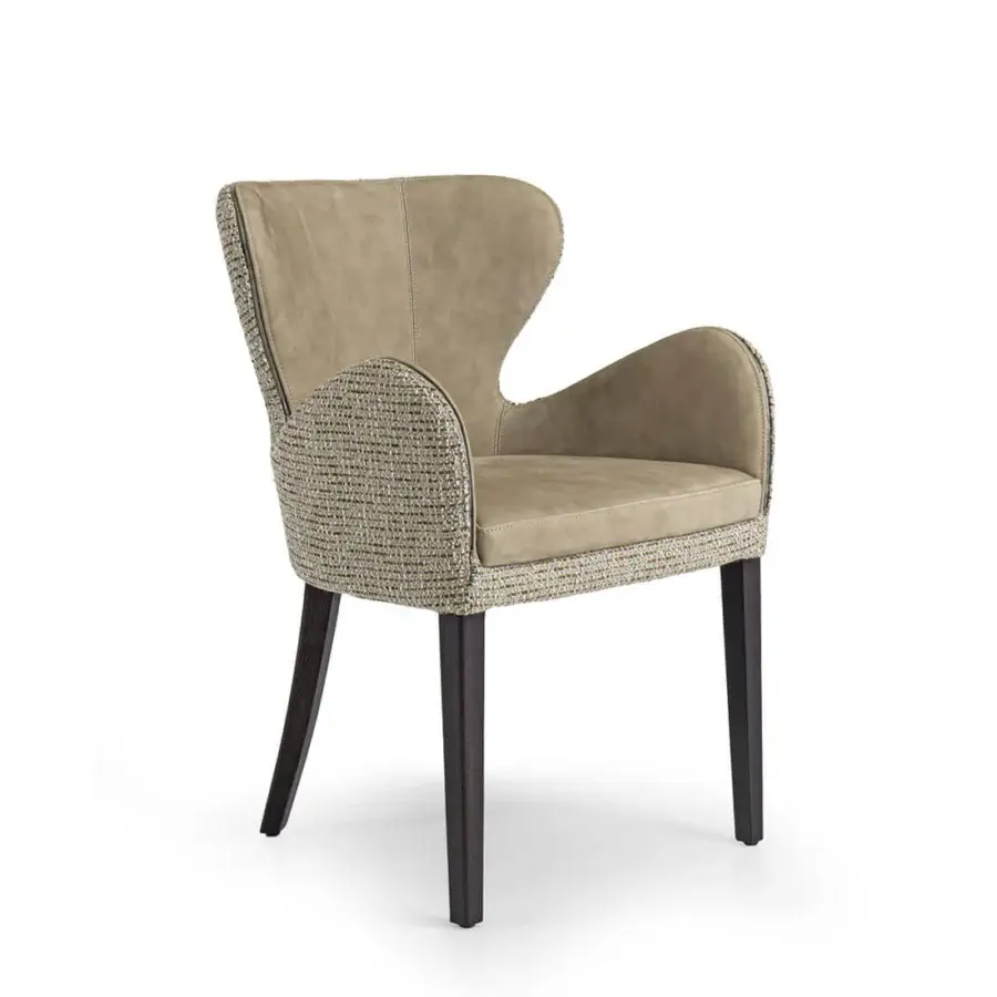 Exceptional Borzalino Elektra armchair with bi-cover design in beige woven textile and smooth seat crafted with solid natural oak legs and chromed metal zipper