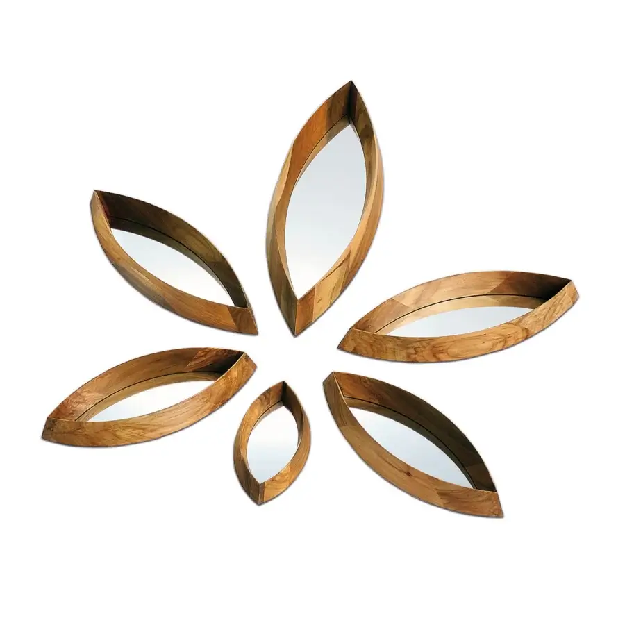 Superior Horm Mamanonmama mirror crafted with five petal-shaped reflective surfaces in black-willow solid wood with a warm finish