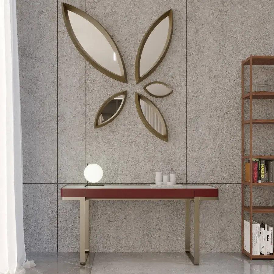 Distinguished Horm Mamanonmama mirror crafted in black-willow solid wood with bronze-framed petal arrangement for a captivating display