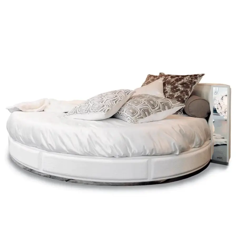 Distinguished Rugiano Venus bed with innovative round form and refined leather upholstery complemented by mirrored panels